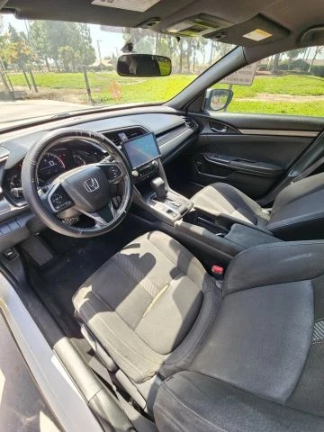 2017 Honda Civic 10th Gen - Image 13 of 23