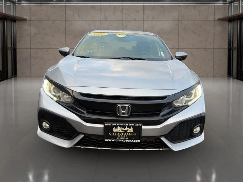 2017 Honda Civic 10th Gen - Image 2 of 12
