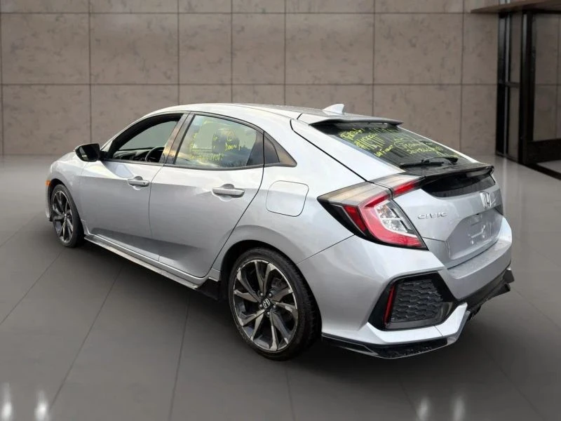 2017 Honda Civic 10th Gen - Image 8 of 12