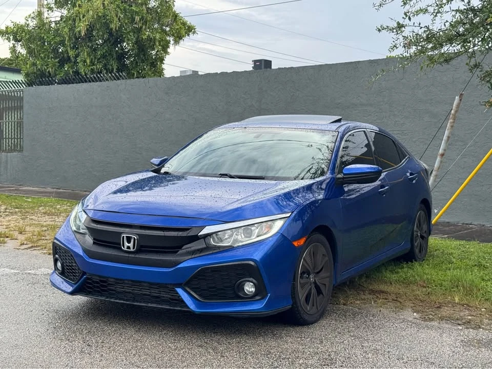 2017 Honda Civic 10th Gen - Image 5 of 11