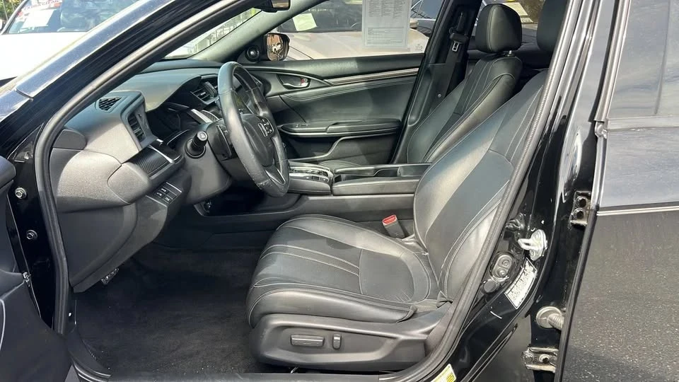 2017 Honda Civic 10th Gen - Image 10 of 20