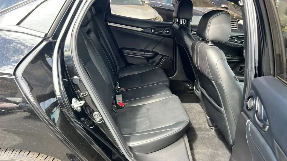 2017 Honda Civic 10th Gen - Image 16 of 20