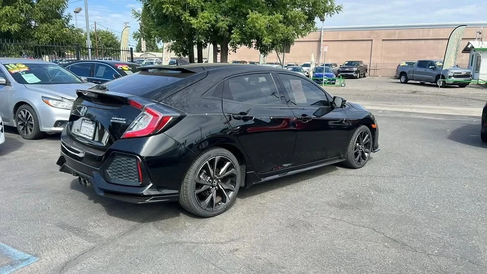 2017 Honda Civic 10th Gen - Image 7 of 20