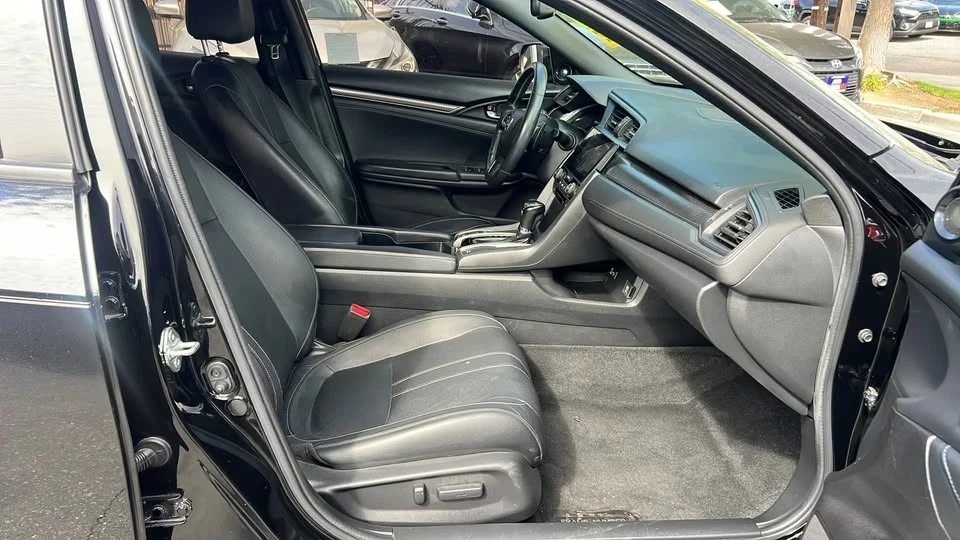 2017 Honda Civic 10th Gen - Image 14 of 20