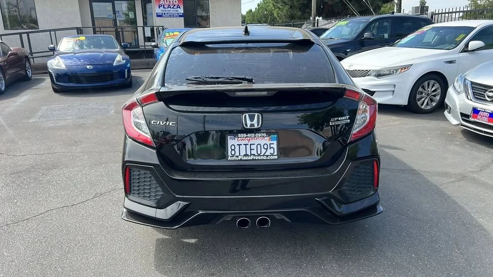 2017 Honda Civic 10th Gen - Image 8 of 20