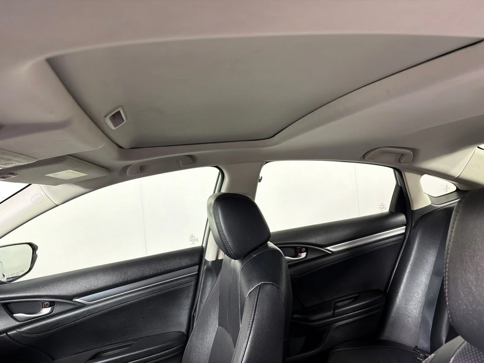 2017 Honda Civic 10th Gen - Image 13 of 26