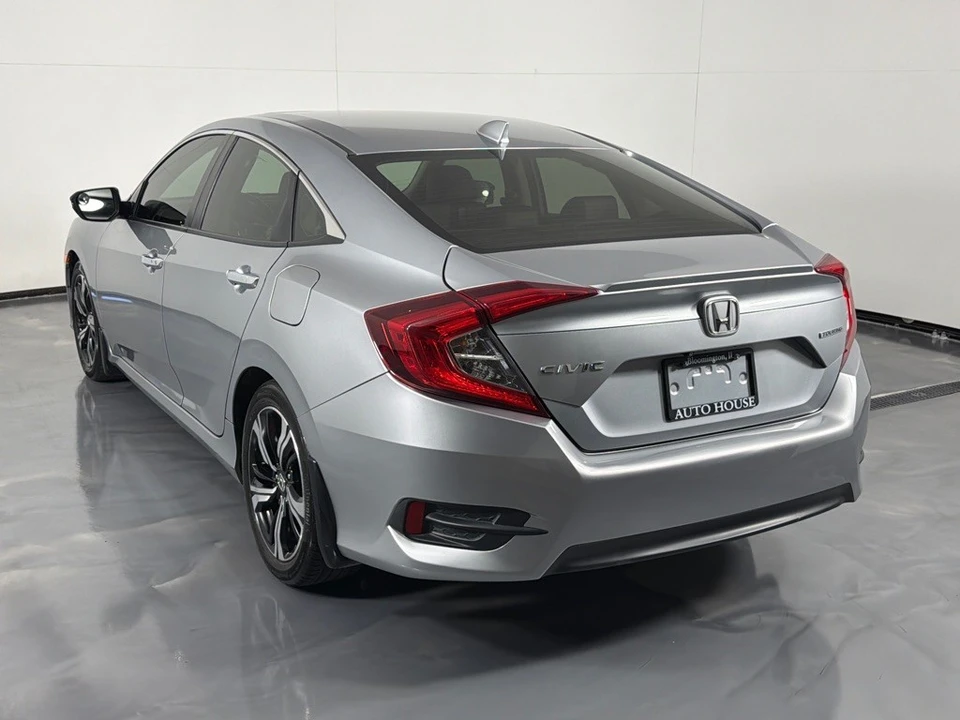 2017 Honda Civic 10th Gen - Image 7 of 26