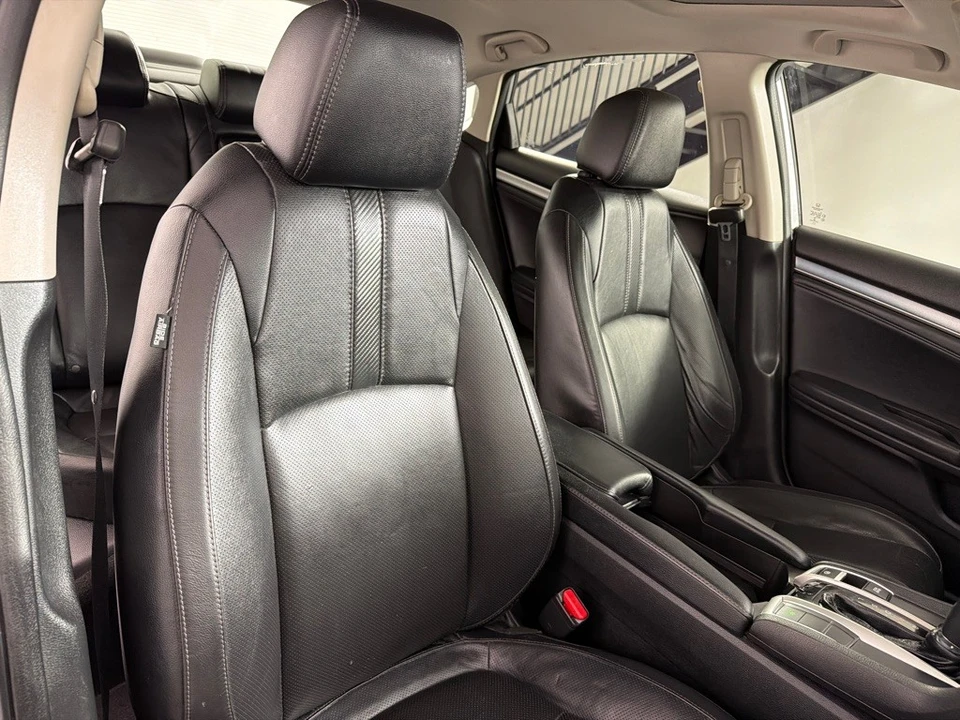 2017 Honda Civic 10th Gen - Image 24 of 26
