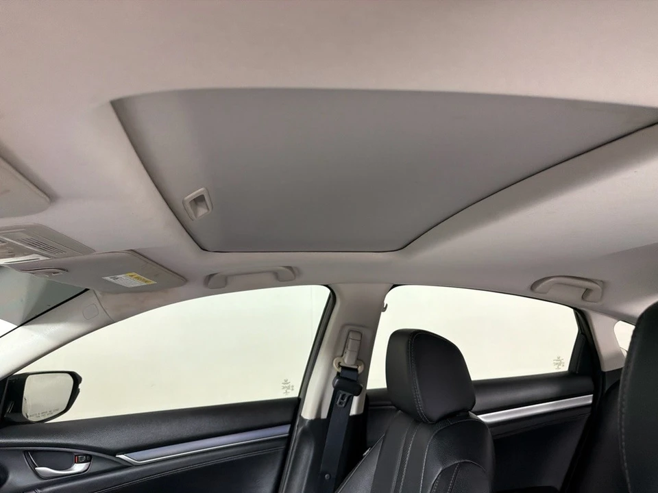 2017 Honda Civic 10th Gen - Image 12 of 25