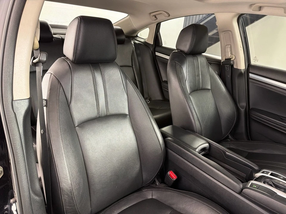 2017 Honda Civic 10th Gen - Image 23 of 25