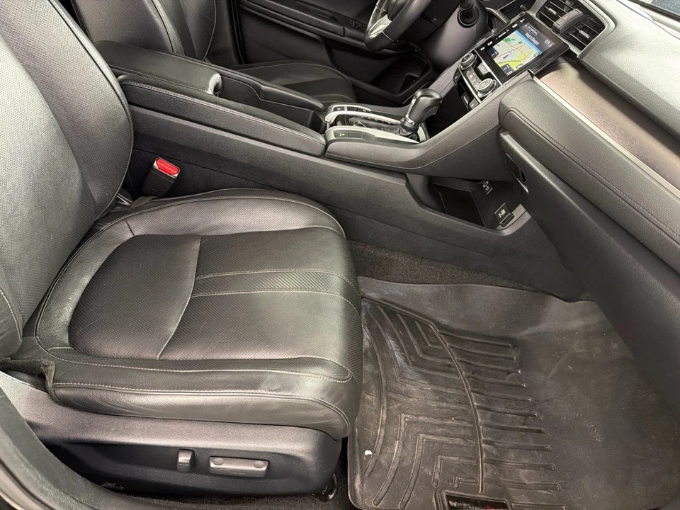 2017 Honda Civic 10th Gen - Image 22 of 25