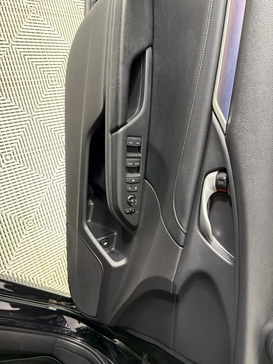 2017 Honda Civic 10th Gen - Image 9 of 25