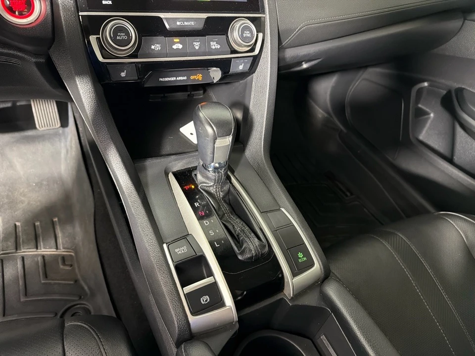 2017 Honda Civic 10th Gen - Image 17 of 25
