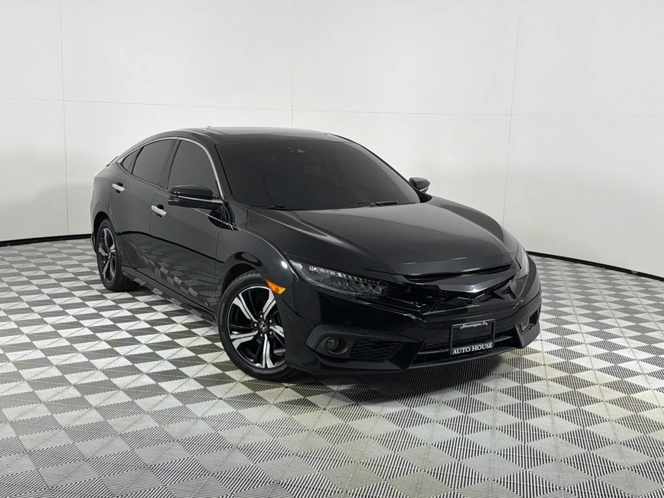 2017 Honda Civic 10th Gen - Image 2 of 25