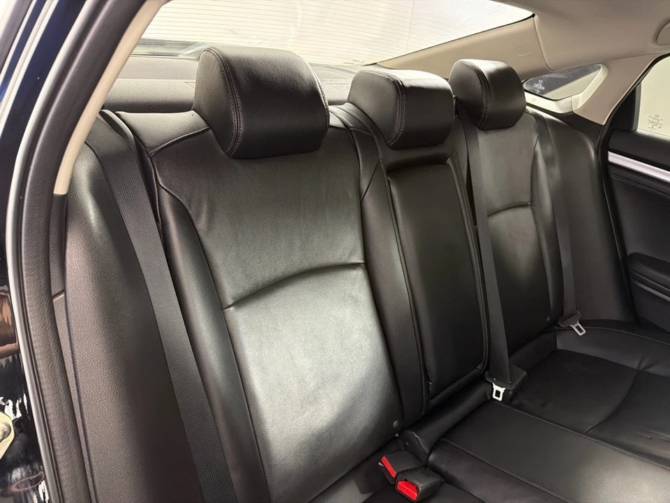 2017 Honda Civic 10th Gen - Image 21 of 25