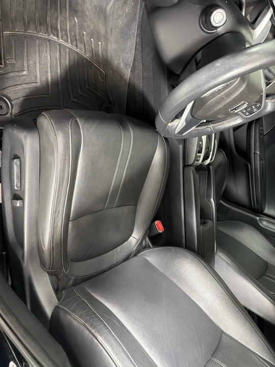 2017 Honda Civic 10th Gen - Image 10 of 25