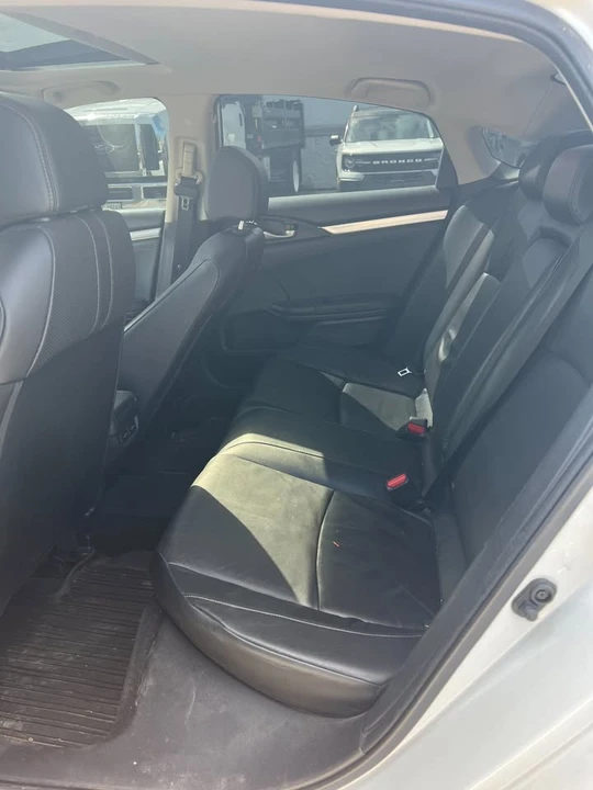2017 Honda Civic 10th Gen - Image 10 of 11