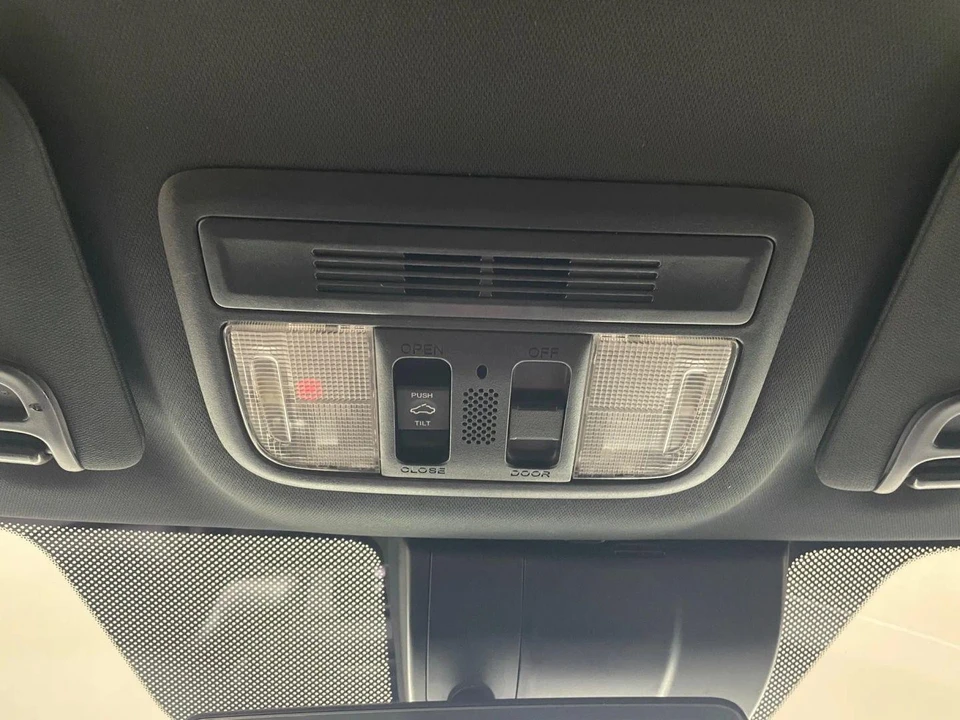 2017 Honda Civic 10th Gen - Image 23 of 28