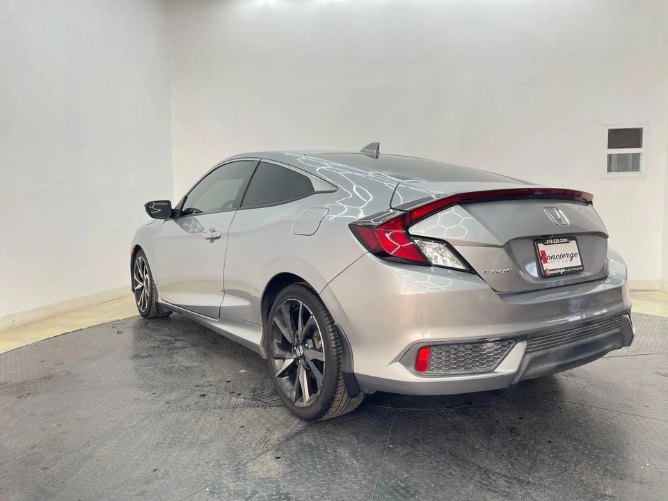 2017 Honda Civic 10th Gen - Image 6 of 21