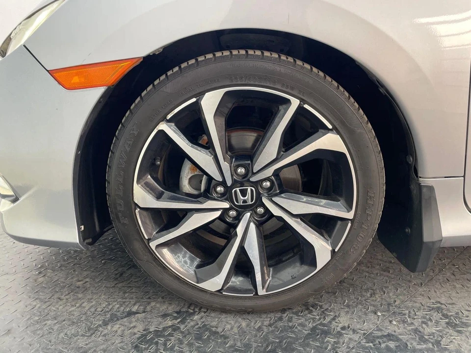 2017 Honda Civic 10th Gen - Image 27 of 28