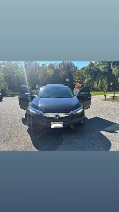 2017 Honda Civic 10th Gen - Image 7 of 10