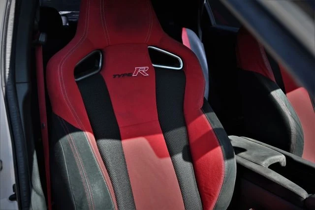 2017 Honda Civic 10th Gen - Image 18 of 21