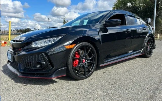 2017 Honda Civic 10th Gen - Image 2 of 8