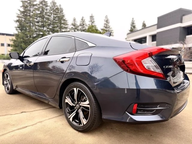 2017 Honda Civic 10th Gen - Image 6 of 21