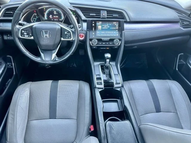 2017 Honda Civic 10th Gen - Image 10 of 18