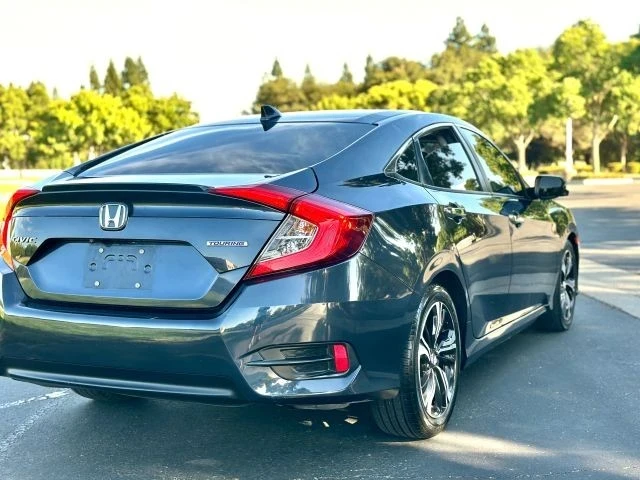 2017 Honda Civic 10th Gen - Image 7 of 18