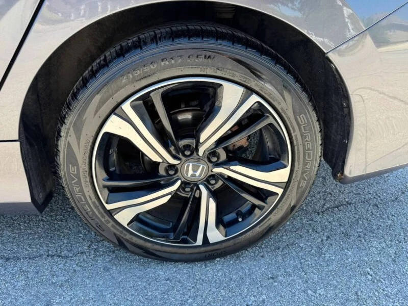 2017 Honda Civic 10th Gen - Image 10 of 10