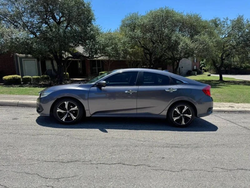 2017 Honda Civic 10th Gen - Image 2 of 10