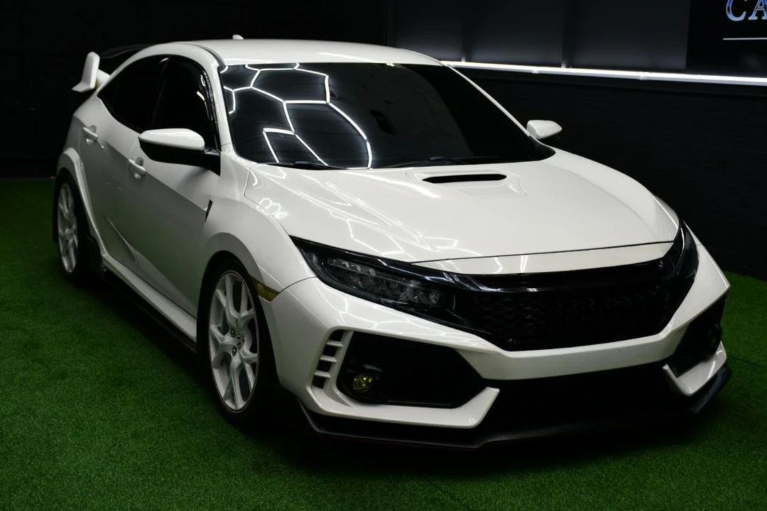 2017 Honda FK8 Civic Type R - Image 11 of 31