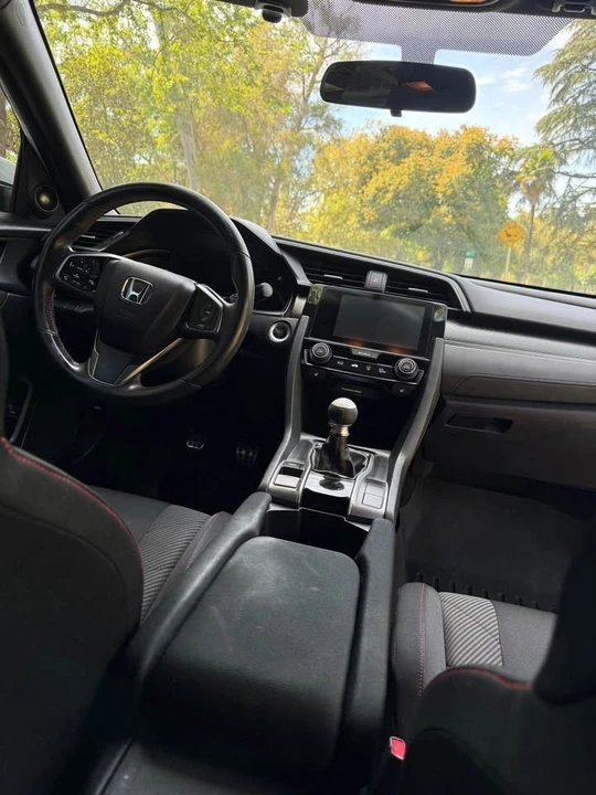 2017 Honda FK8 Civic Type R - Image 8 of 9