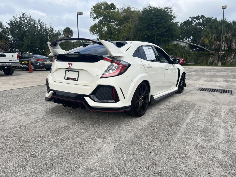 2017 Honda FK8 Civic Type R - Image 24 of 31