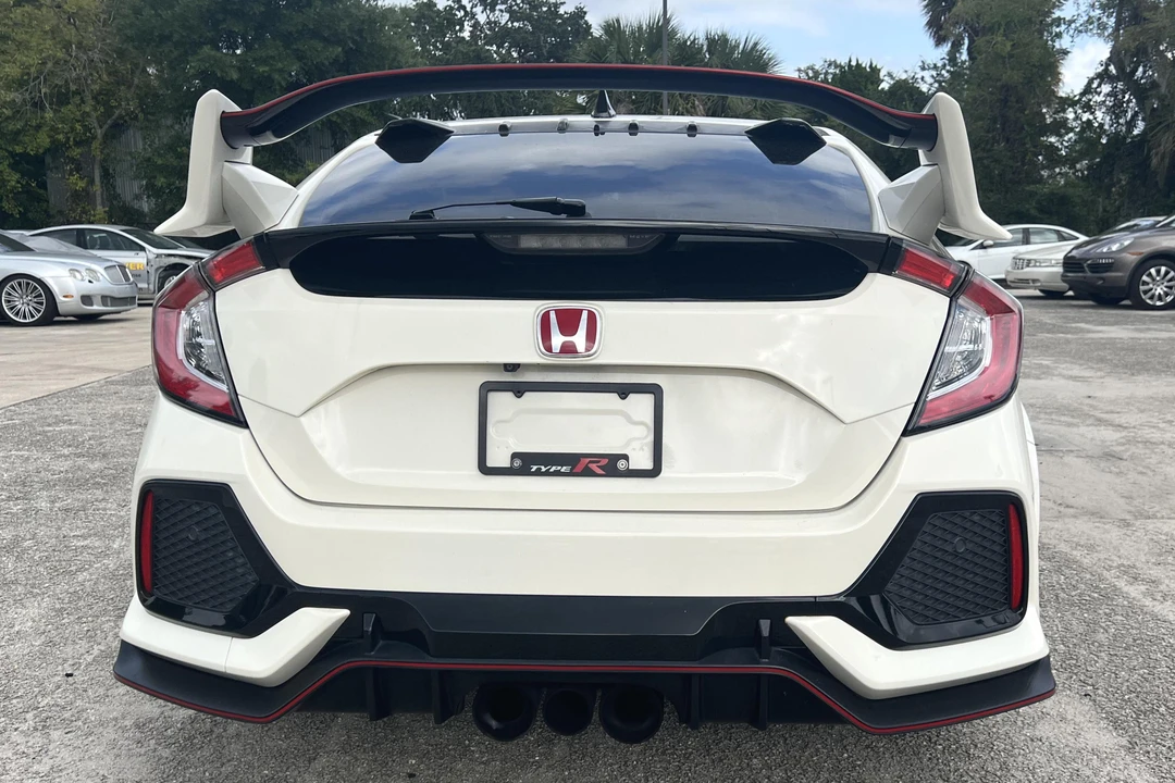 2017 Honda FK8 Civic Type R - Image 5 of 31