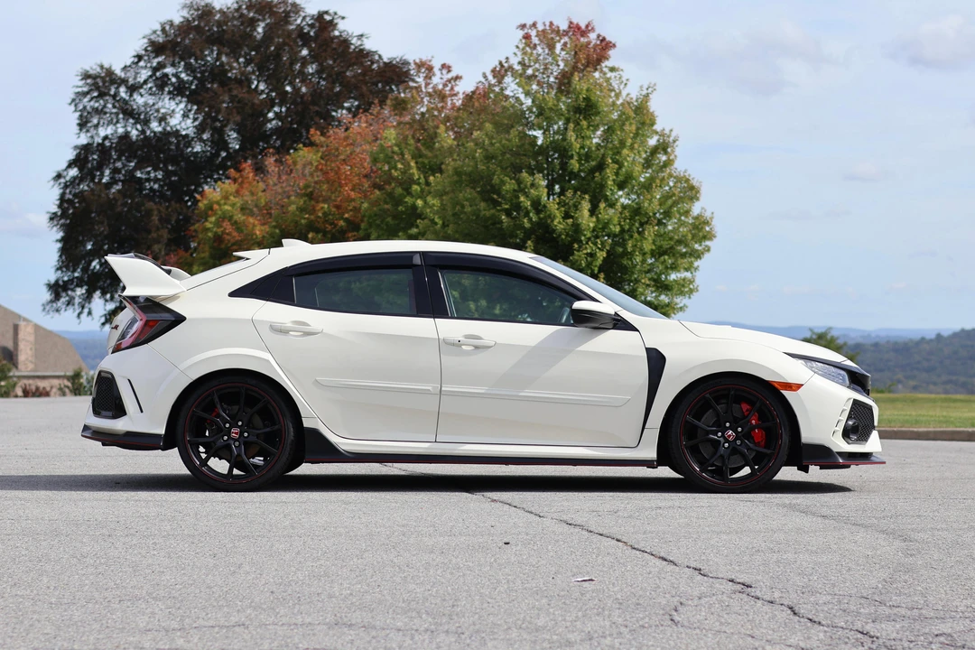2017 Honda Civic - Image 12 of 31