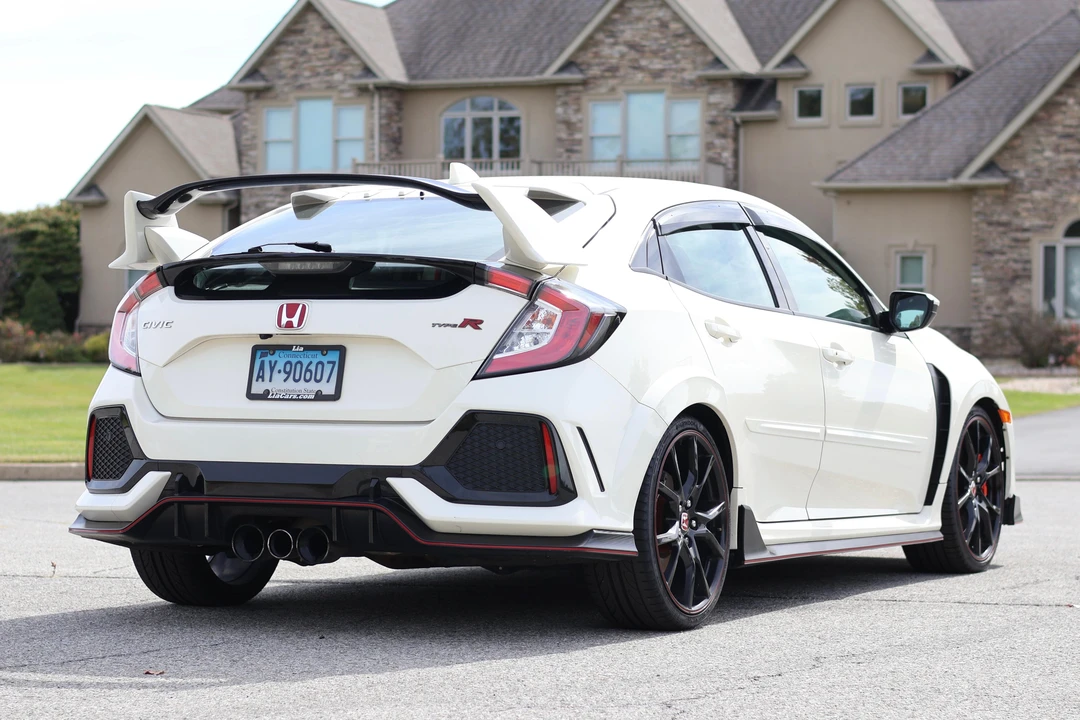 2017 Honda Civic - Image 11 of 31