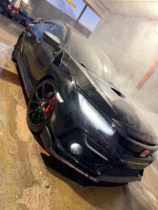 2017 Honda FK8 Civic Type R - Image 5 of 10