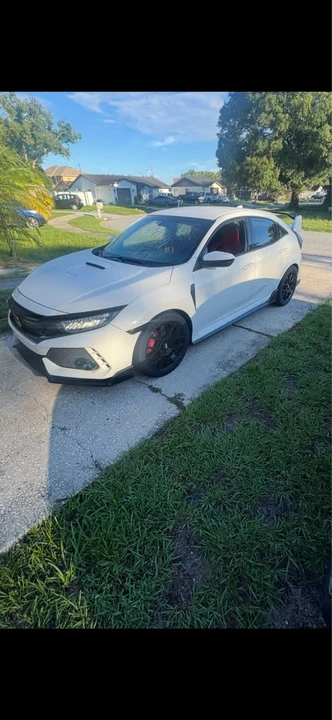 2017 Honda FK8 Civic Type R - Image 3 of 8