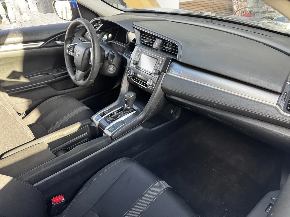 2017 Honda Civic 10th Gen - Image 6 of 6