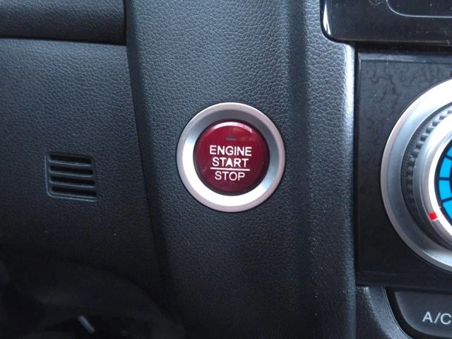 2017 Honda Fit - Image 19 of 28