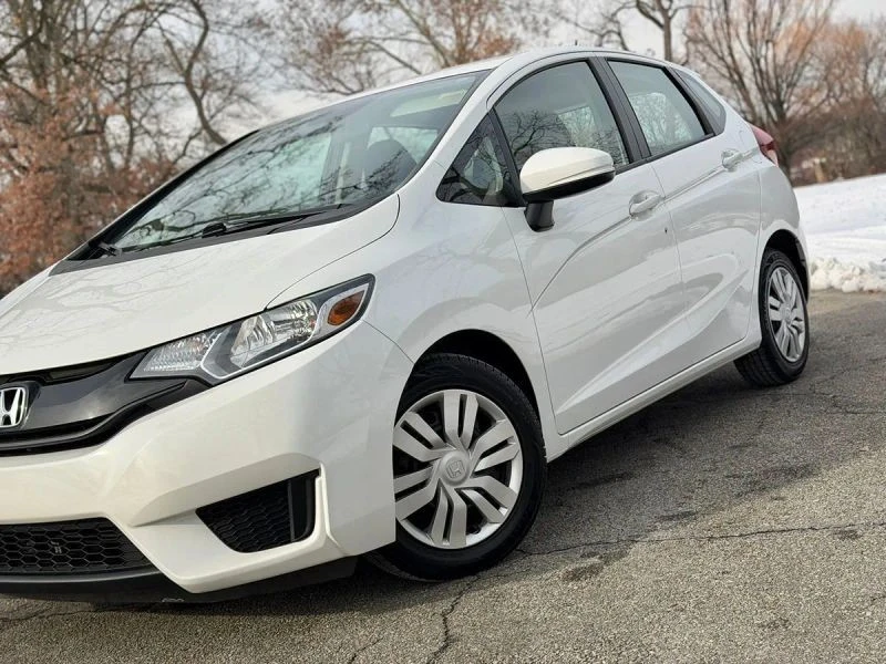 2017 Honda Fit - Image 10 of 12