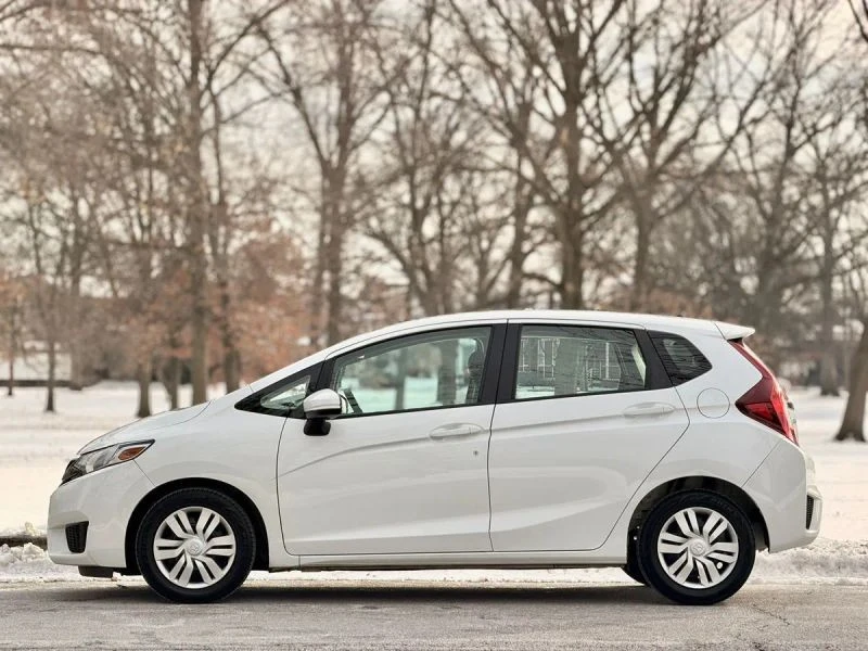 2017 Honda Fit - Image 7 of 12