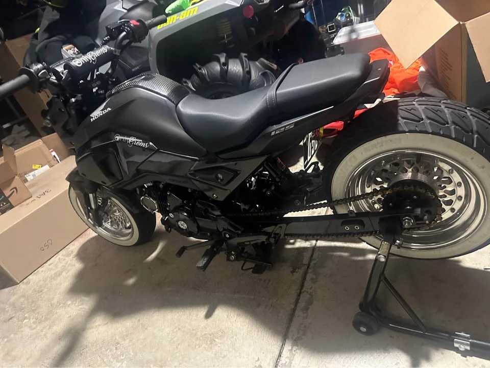 2017 Honda Motorcycles - Image 2 of 7