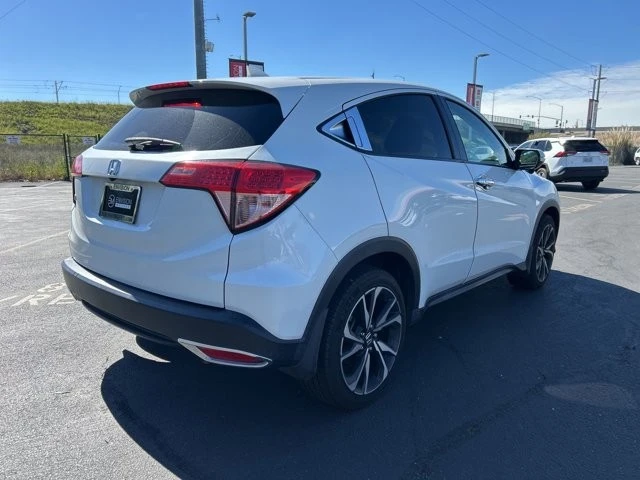 2017 Honda HR-V 2nd Gen - Image 4 of 10