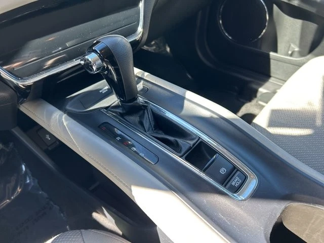 2017 Honda HR-V 2nd Gen - Image 9 of 10