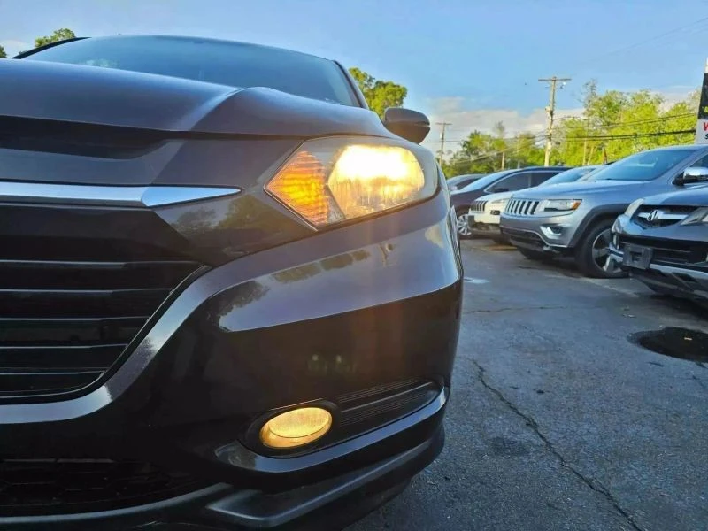 2017 Honda HR-V 2nd Gen - Image 10 of 12