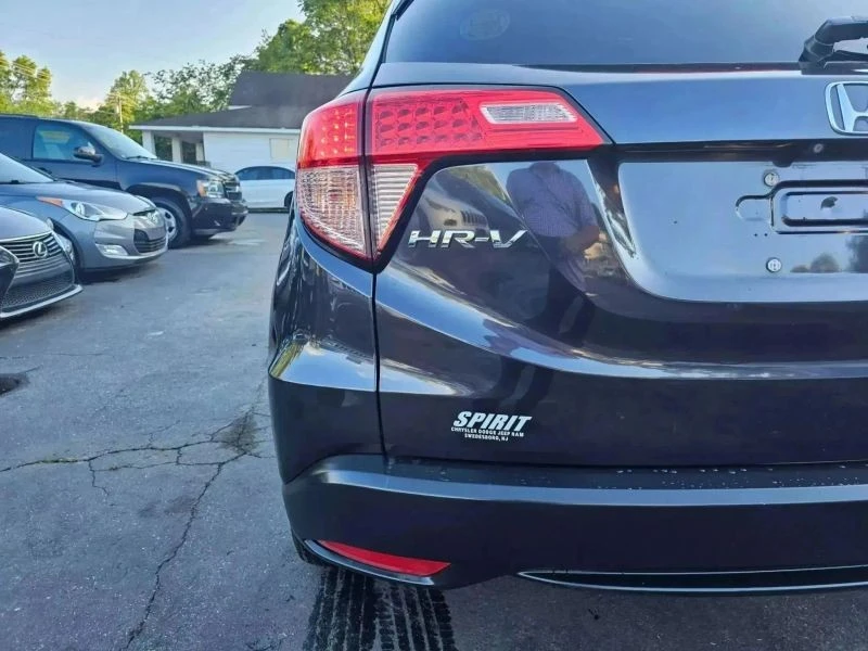 2017 Honda HR-V 2nd Gen - Image 11 of 12