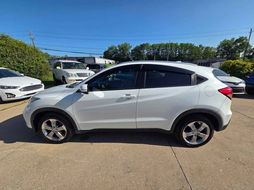 2017 Honda HR-V 2nd Gen - Image 7 of 16